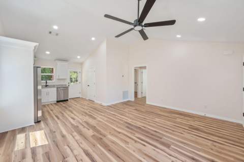 916 E Dogwood Avenue, DeFuniak Springs FL - photo 13 of 31