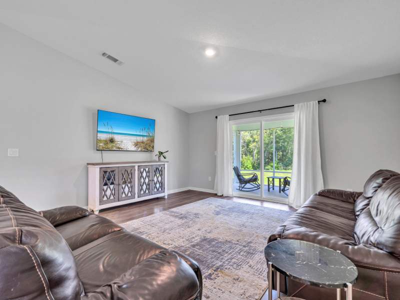 3 bedroom Detached Single Family at 590 Marquis Way, Lafayette Creek Landing, Freeport — photo 5