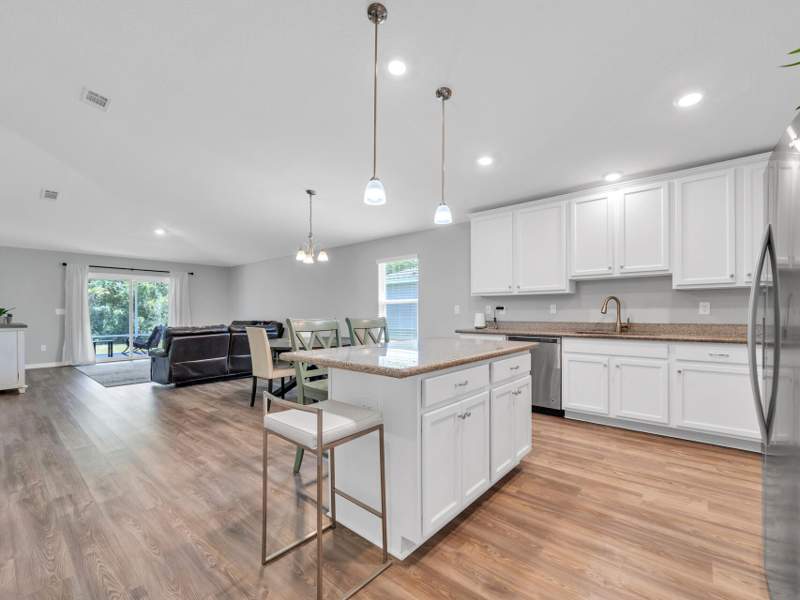 3 bedroom Detached Single Family at 590 Marquis Way, Lafayette Creek Landing, Freeport — photo 4