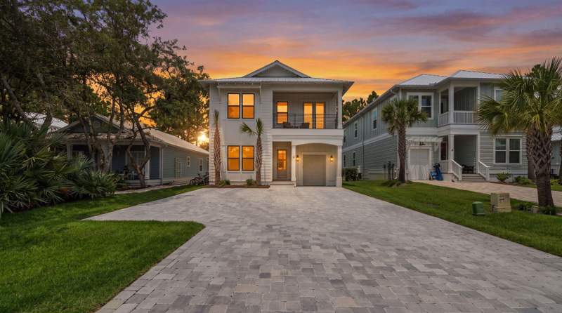 4 bedroom Detached Single Family at 27 Sand Dollar Court, Village Of Sugar Beach, Santa Rosa Beach — photo 3