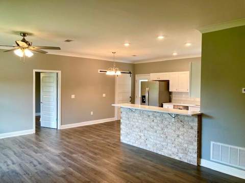 169 E Honeysuckle Street, DeFuniak Springs FL - photo 20 of 64