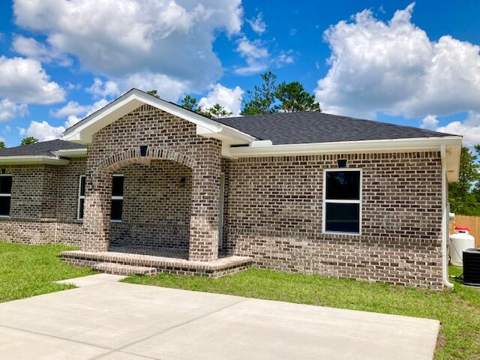 169 E Honeysuckle Street, DeFuniak Springs FL - photo 6 of 64