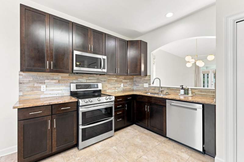 3 bedroom Detached Single Family at 174 Bonaire Boulevard, Bayside, Miramar Beach — photo 5