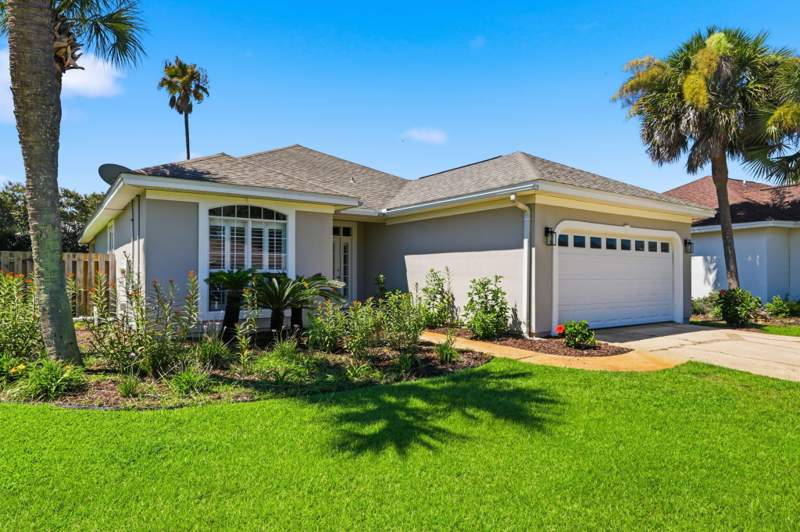 3 bedroom Detached Single Family at 174 Bonaire Boulevard, Bayside, Miramar Beach — photo 2