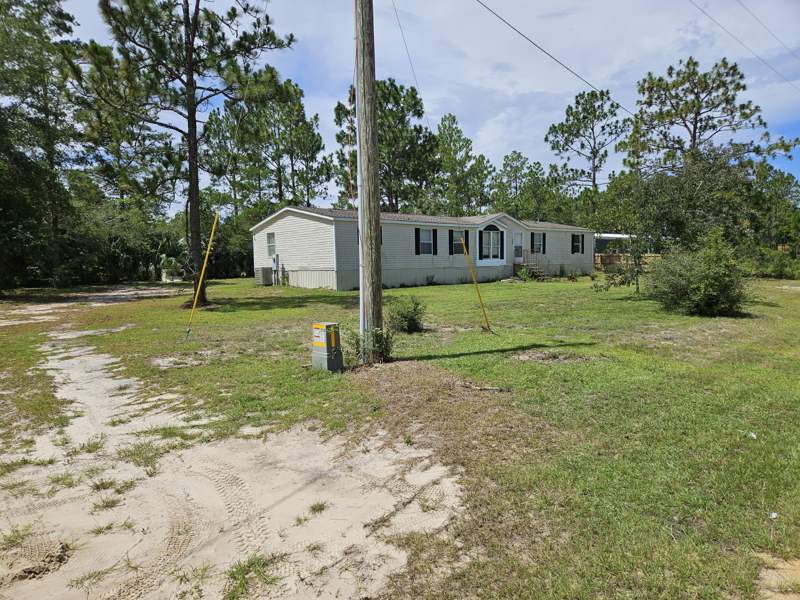 4 bedroom Mobile Home at 350 E Laurel Lane, Oakwood Hills, DeFuniak Springs — photo 3
