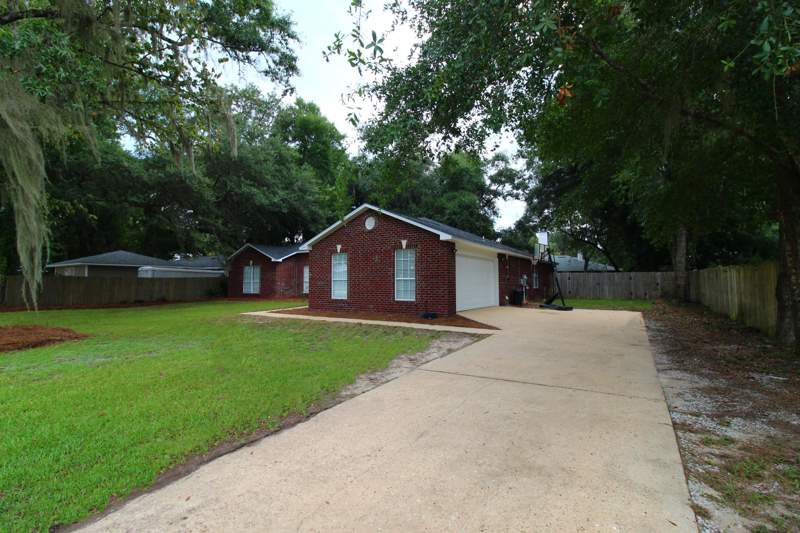 4 bedroom Detached Single Family at 376 Waterview Cove Drive, Waterview Cove Ph II, Freeport — photo 3