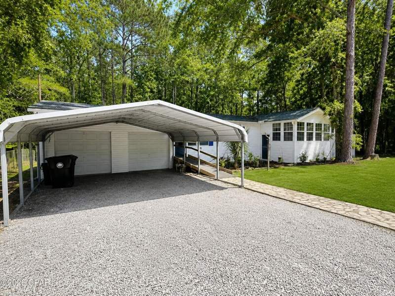 3 bedroom Manufactured Home at 611 Alaqua Drive, Nonesuch Way, Freeport — photo 2