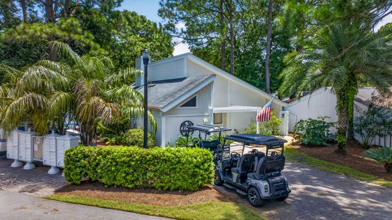3 bedroom Detached Single Family at 496 Linkside Drive, Linkside Village Unit 1, Miramar Beach — photo 4