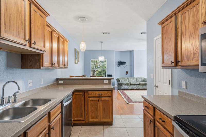 3 bedroom Townhouse at 100 Farrah Avenue, Endicott Village, Niceville — photo 5