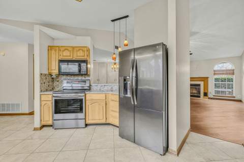 851 Holbrook Circle, Fort Walton Beach FL - photo 13 of 36