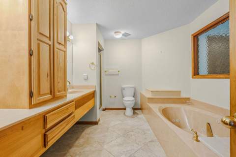 851 Holbrook Circle, Fort Walton Beach FL - photo 22 of 36