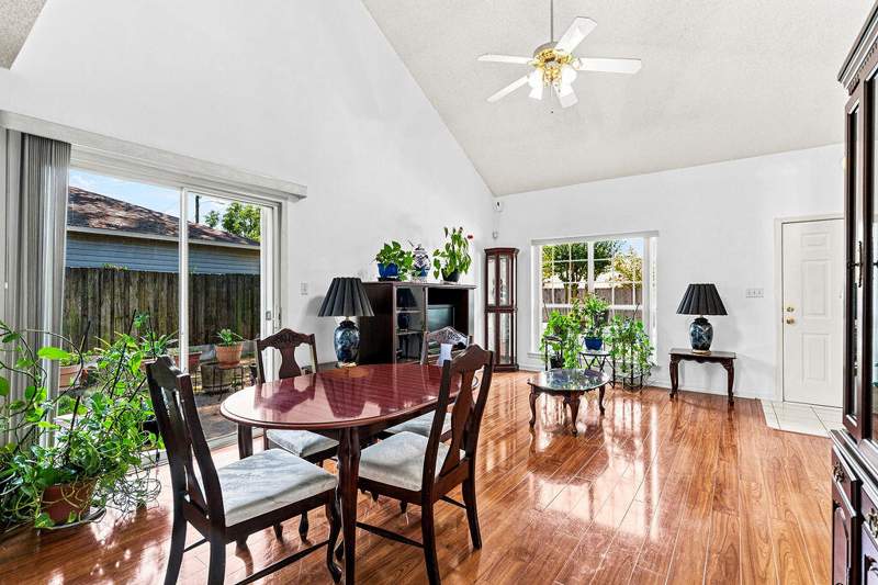 3 bedroom Detached Single Family at 974 Pacific Silver Court, Cedar Heights S/D, Fort Walton Beach — photo 5