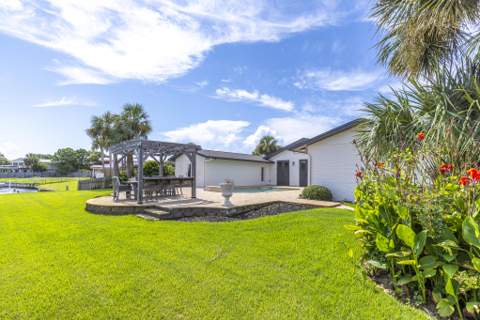 423 Caviar Drive, Fort Walton Beach FL - photo 11 of 65
