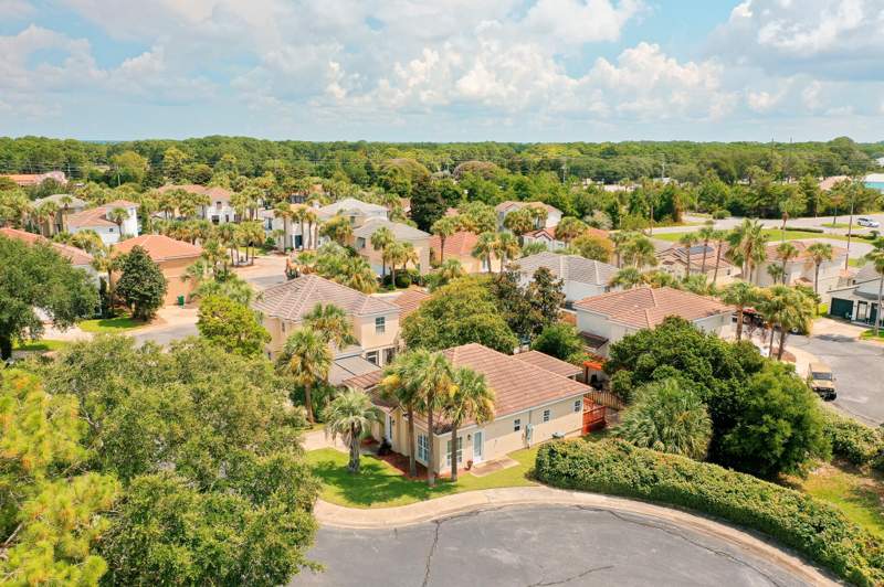 2 bedroom Detached Single Family at 113 Mantero Way, Tuscany S/D, Destin — photo 2