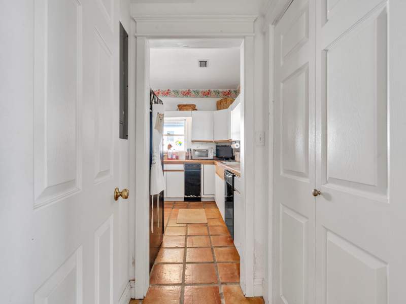 4 bedroom Detached Single Family at 604 Magnolia Drive, Holiday Isle, Destin — photo 5