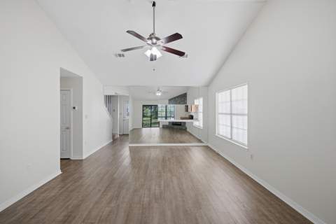 109 Crystal Lake Lane, Valparaiso FL - photo 9 of 35