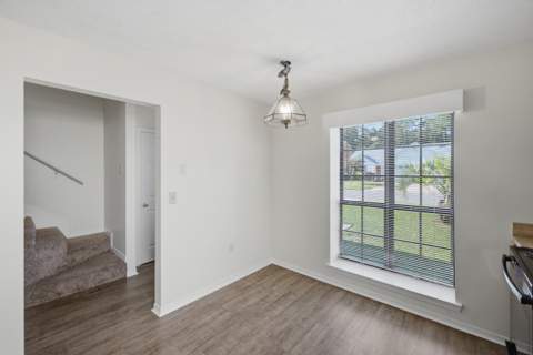 109 Crystal Lake Lane, Valparaiso FL - photo 6 of 35
