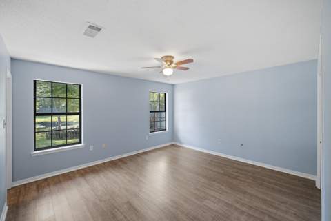 109 Crystal Lake Lane, Valparaiso FL - photo 14 of 35