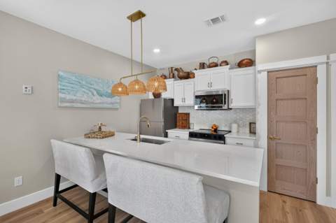 631 Pelican Drive, Fort Walton Beach FL - photo 17 of 87