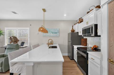 631 Pelican Drive, Fort Walton Beach FL - photo 18 of 87