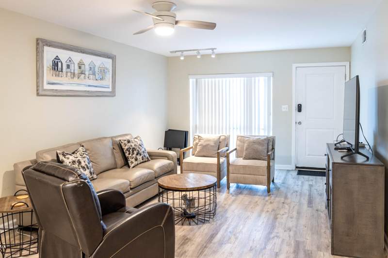 2 bedroom Condominium at 667 Nautilus Court #105, Aqua Villa, Fort Walton Beach — photo 4