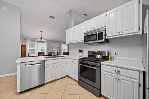5187 Whitehurst Lane, Crestview FL - photo 9 of 36
