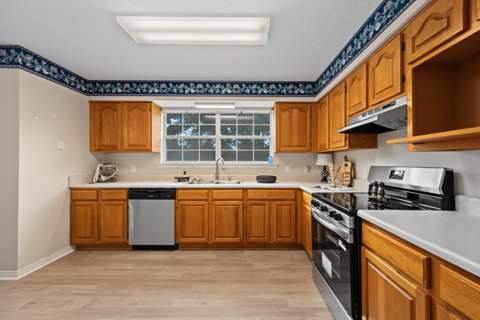 213 Hunter Drive, Crestview FL - photo 16 of 48