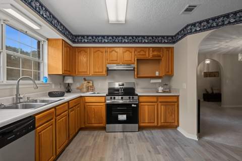 213 Hunter Drive, Crestview FL - photo 17 of 48