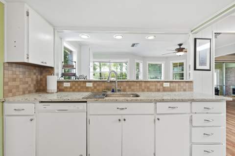 98 Country Club Road, Shalimar FL - photo 16 of 38