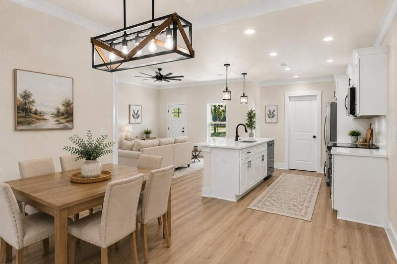 4 bedroom Detached Single Family at 150 N Booker Street, 231100.00, Crestview — photo 2