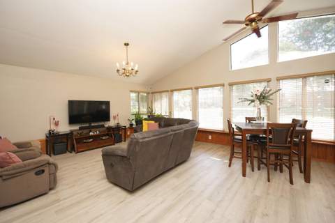 127 Pryor Drive, Mary Esther FL - photo 12 of 41