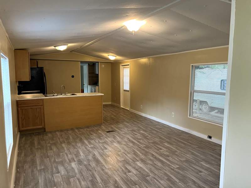 2 bedroom Mobile Home at 206 Cypress Point Lane, Cypress Point Unrec, Santa Rosa Beach — photo 2
