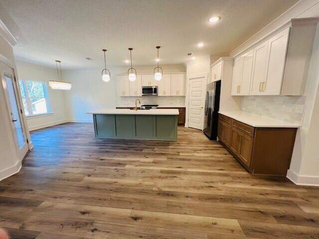 5 bedroom Detached Single Family at 71 Leap Year Lane, Hammock Bay, Freeport — photo 5