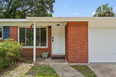 234 NW Holmes Boulevard, Fort Walton Beach FL - photo 7 of 37