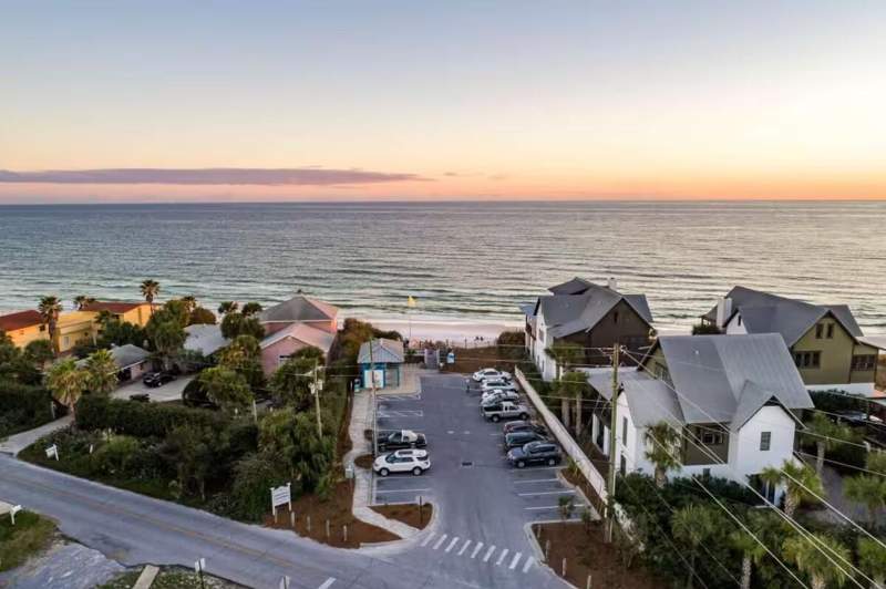 3 bedroom Detached Single Family at 2562 W Co Highway 30-A, Blue Gulf Resort, Santa Rosa Beach — photo 3