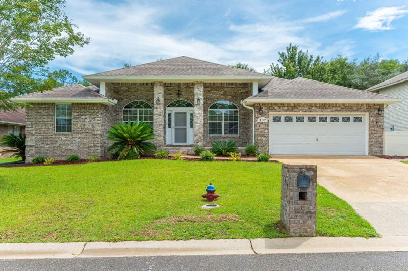 4 bedroom Detached Single Family at 307 Gauntlet Drive, Iron Gate Subd Phase II, Crestview — photo 5