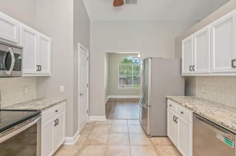 307 Gauntlet Drive, Crestview FL - photo 14 of 47