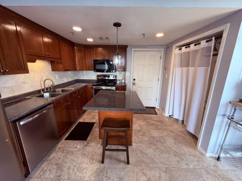 214 SW Miracle Strip Parkway #A301, Fort Walton Beach FL - photo 10 of 28