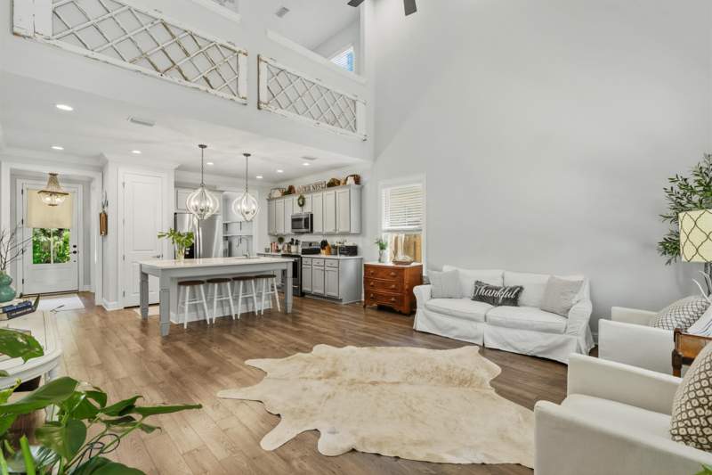 4 bedroom Detached Single Family at 46 Laurel Oaks Drive, Laurel Oaks S/D, Freeport — photo 5