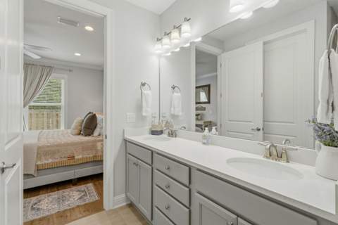 46 Laurel Oaks Drive, Freeport FL - photo 23 of 47