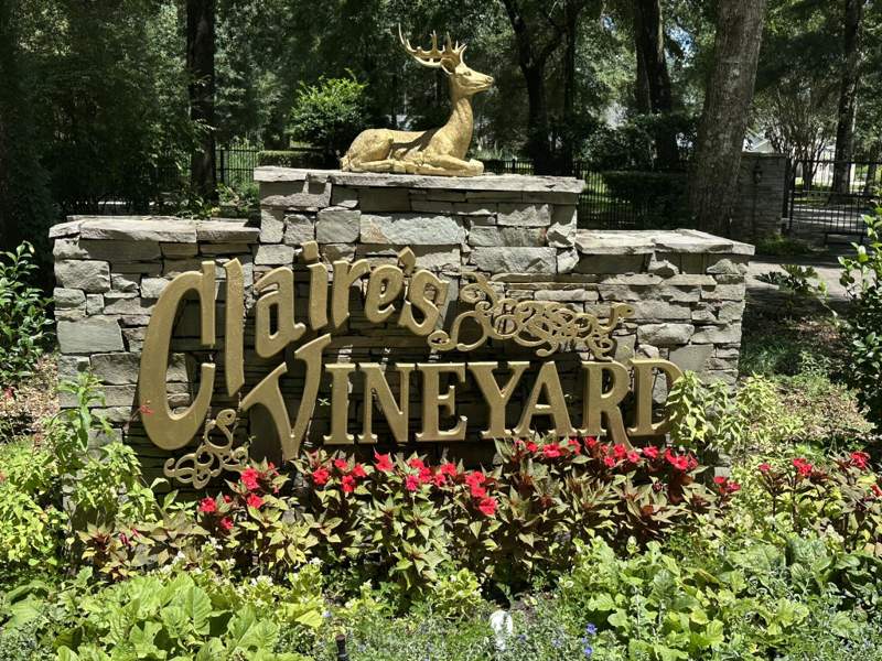 4 bedroom Detached Single Family at 4812 N Mosley Lane, Claires Vineyard, Crestview — photo 2