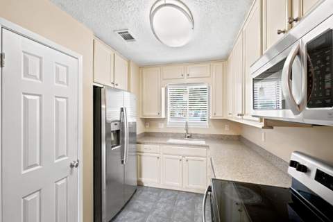 44 Berwick Circle #2, Shalimar FL - photo 6 of 41