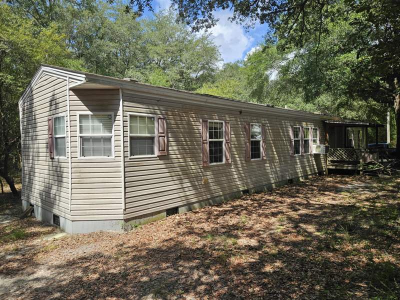 2 bedroom Manufactured Home at 149 Nusom Drive, Pipers Landing Unit 2, DeFuniak Springs — photo 2