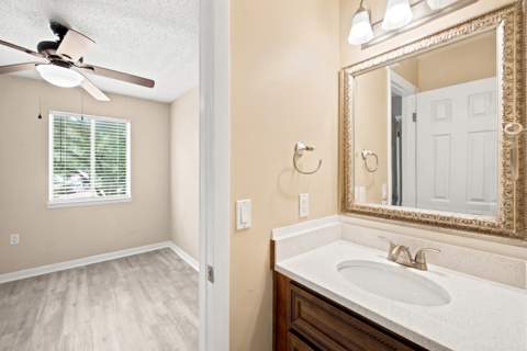 44 Berwick Circle #2, Shalimar FL - photo 23 of 41