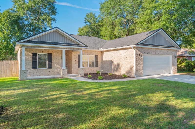 4 bedroom Detached Single Family at 3209 Twilight Drive, Spring Hollow Estates, Crestview — photo 2