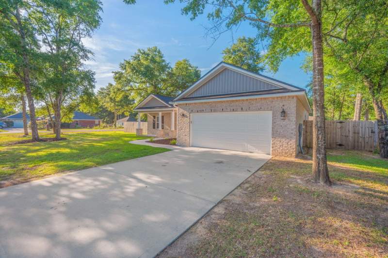4 bedroom Detached Single Family at 3209 Twilight Drive, Spring Hollow Estates, Crestview — photo 3