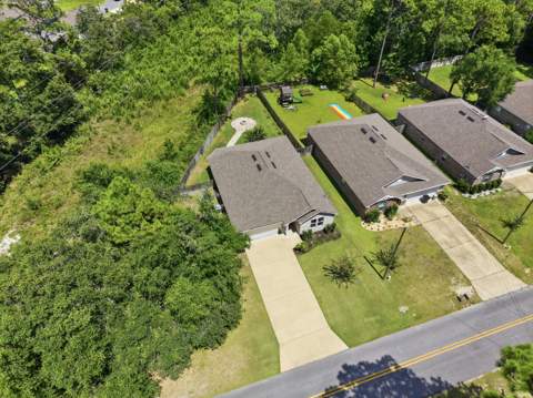 521 Johnson Street, Valparaiso FL - photo 6 of 54