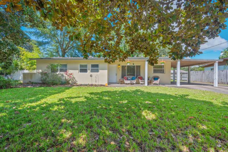 3 bedroom Detached Single Family at 211 Anderson Drive, Oak Tree Park, Mary Esther — photo 3