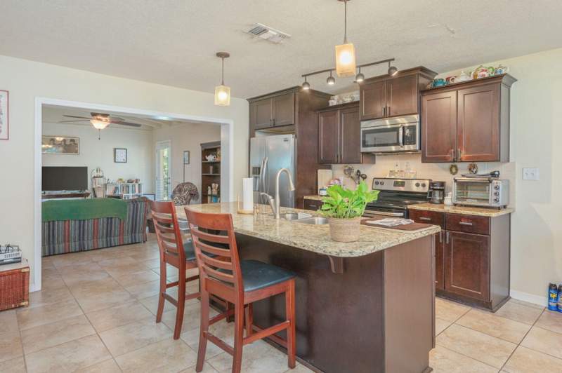 3 bedroom Detached Single Family at 211 Anderson Drive, Oak Tree Park, Mary Esther — photo 2