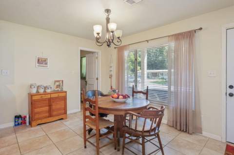 211 Anderson Drive, Mary Esther FL - photo 10 of 35